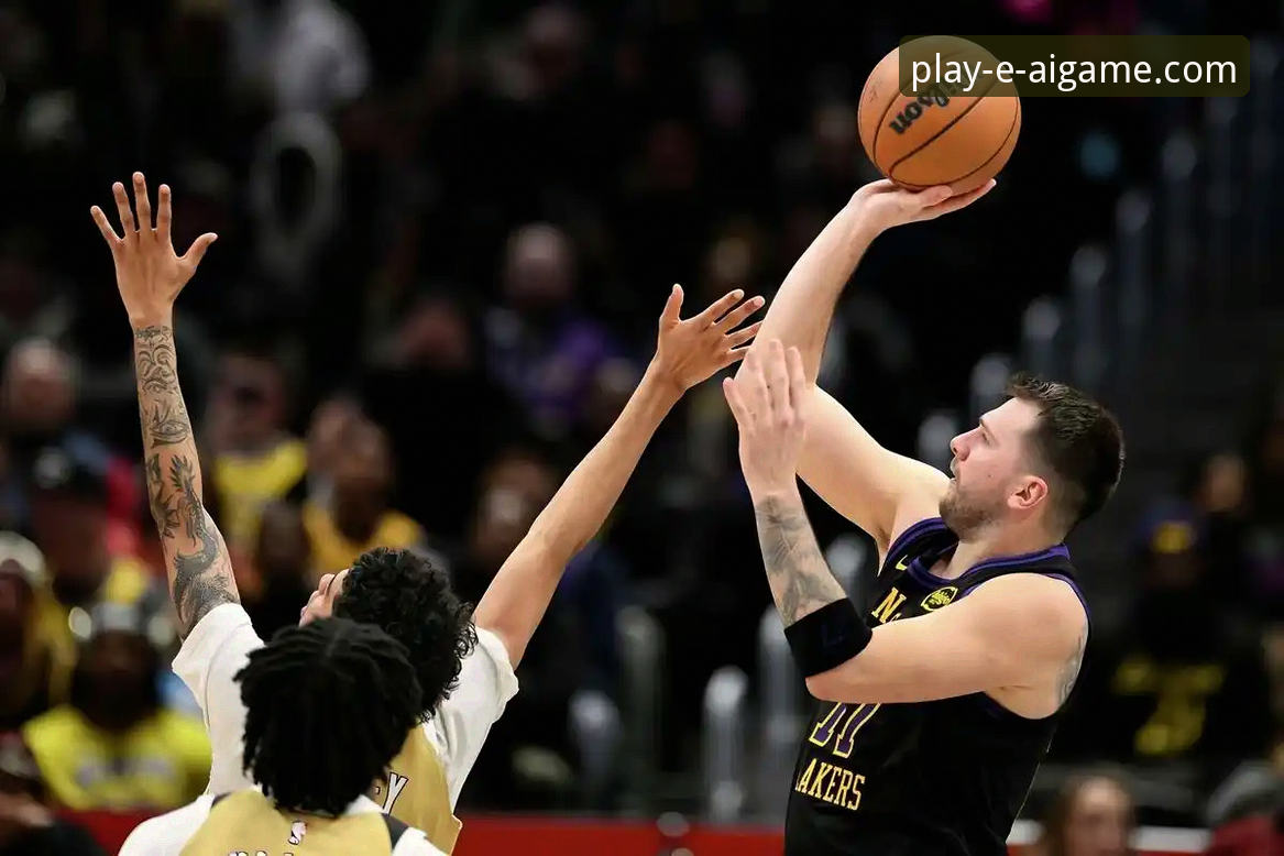 东契奇43分引领湖人客场取胜，爱游戏平台同步呈现NBA最新动态